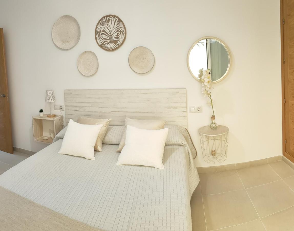 צ'יקלנה דה לה פרונטרה Relax Chiclana-Aparcamiento Privado-Tv Cable-Wifiplus-Aire Acond-Incluido מראה חיצוני תמונה