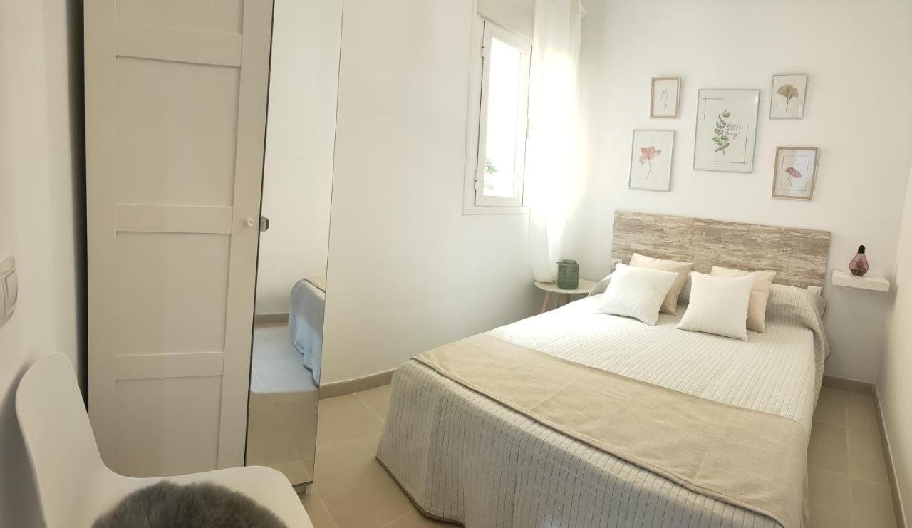 צ'יקלנה דה לה פרונטרה Relax Chiclana-Aparcamiento Privado-Tv Cable-Wifiplus-Aire Acond-Incluido מראה חיצוני תמונה