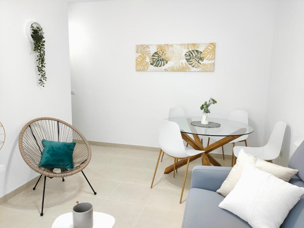 צ'יקלנה דה לה פרונטרה Relax Chiclana-Aparcamiento Privado-Tv Cable-Wifiplus-Aire Acond-Incluido מראה חיצוני תמונה